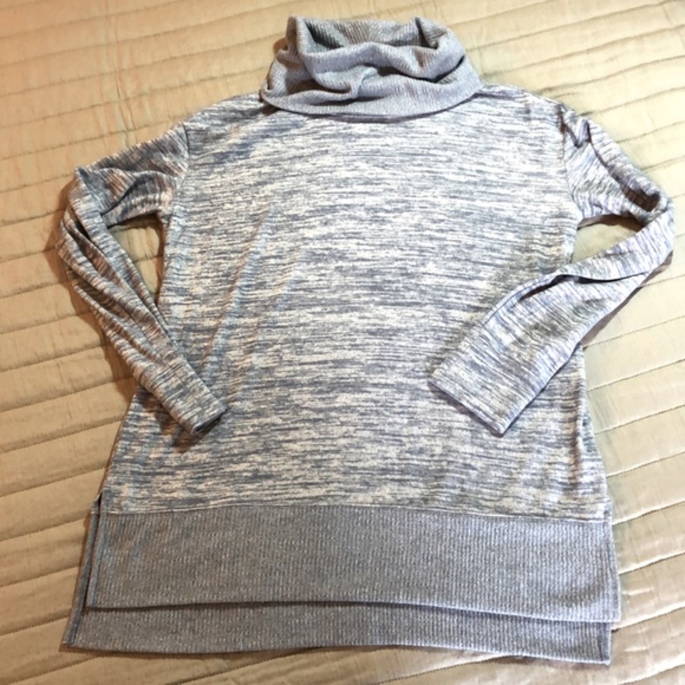Gap cowl neck sweater blue and white size medium